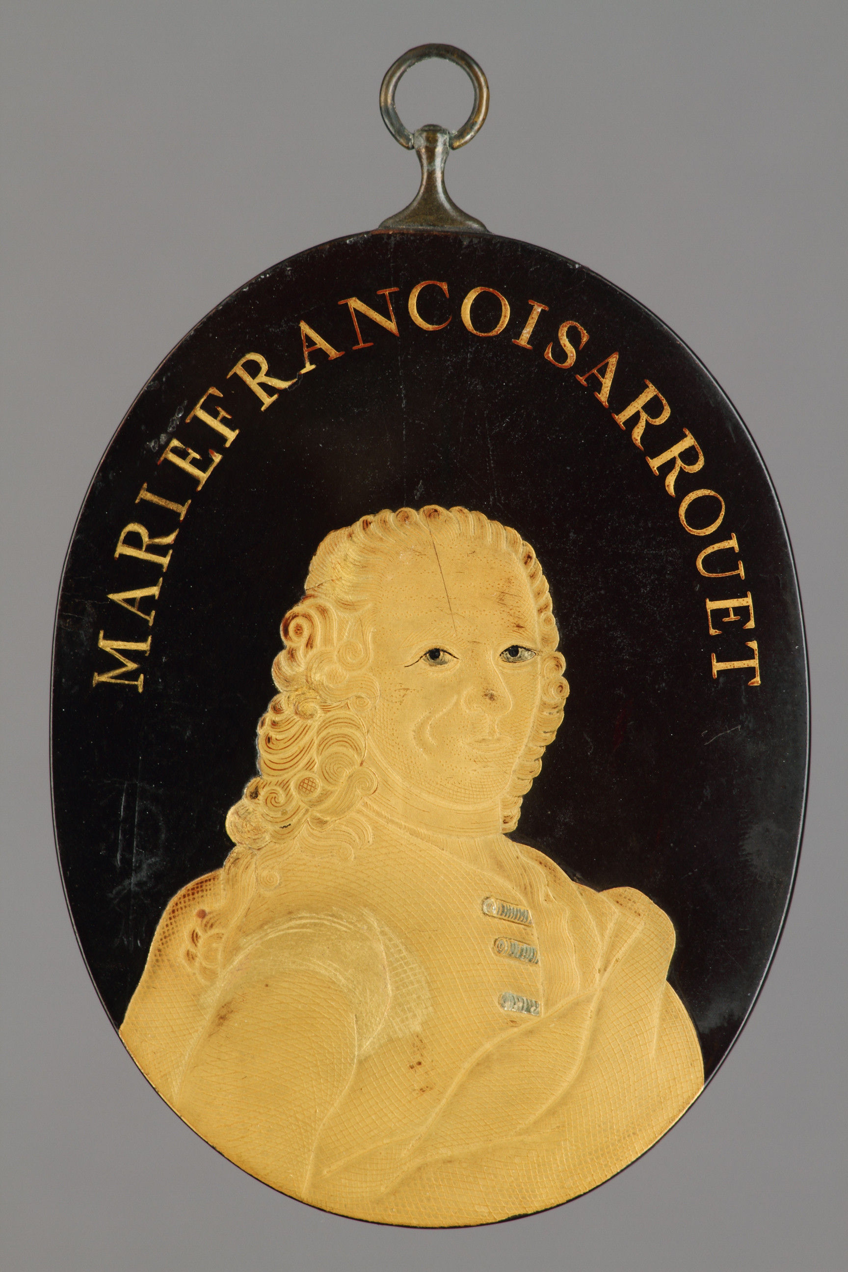 A Rare Export Lacquer Portrait Medallion on Copper Decorated in Gold Hirahaki-E and Kinji on a Roironuri Ground